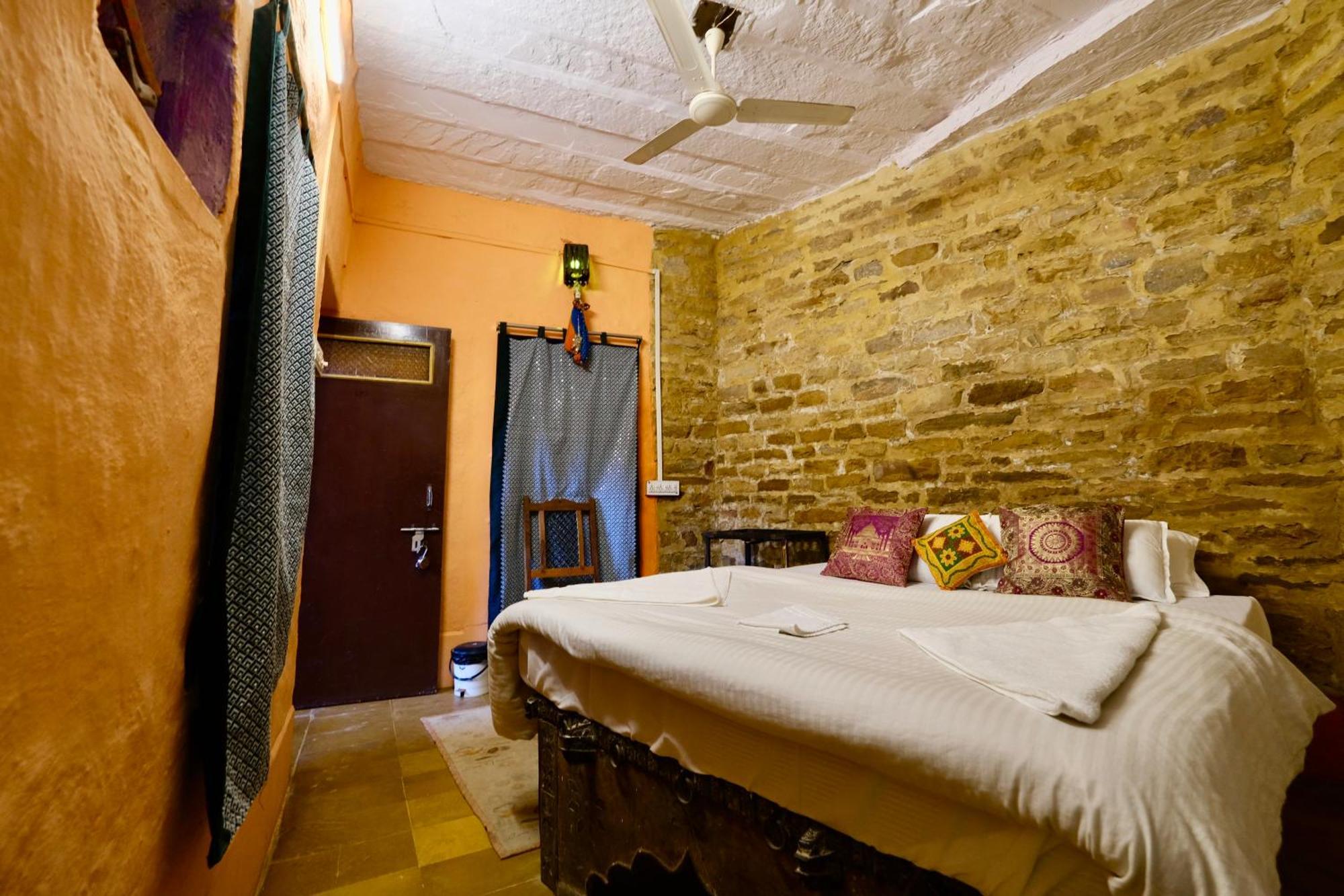 Saffron Guest House Jaisalmer Exterior photo